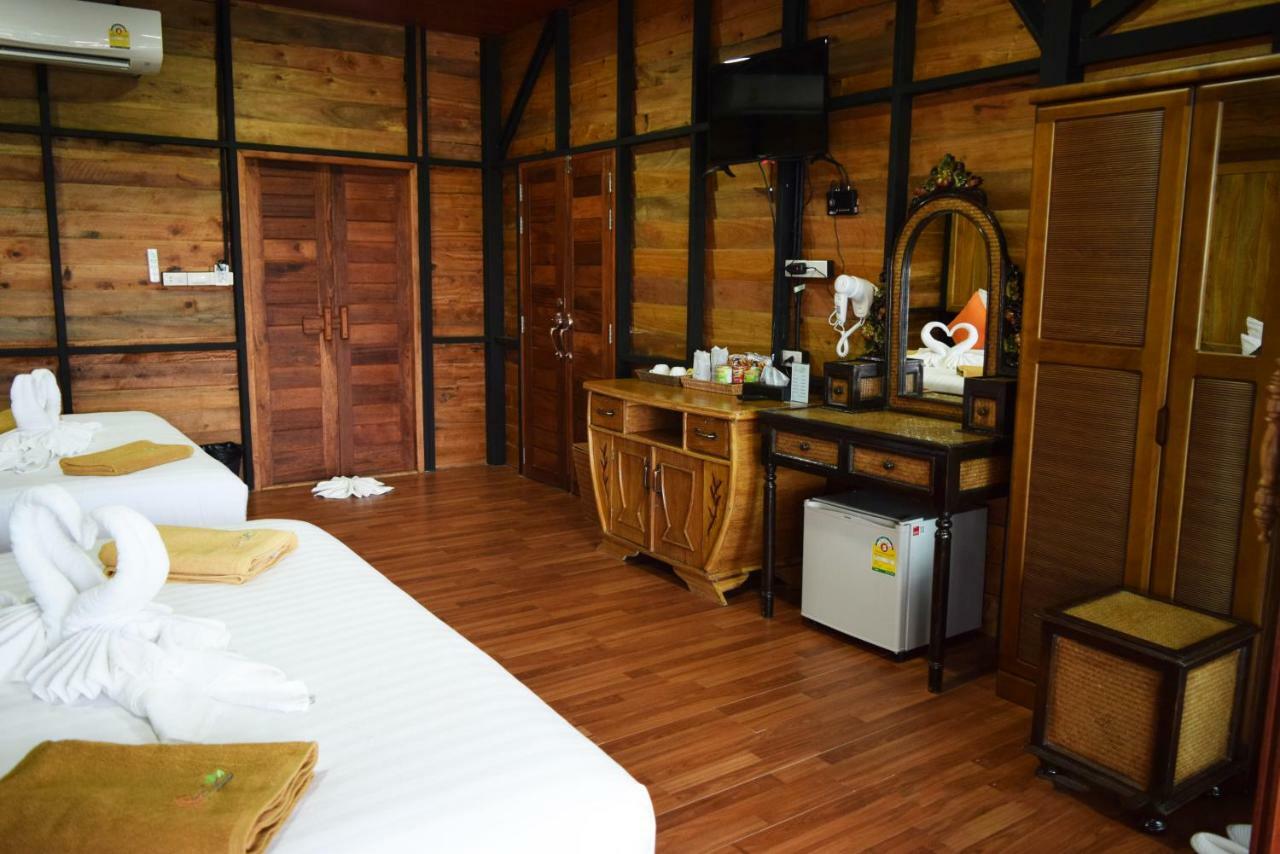 Chareena Hill Beach Resort Koh Lipe Exterior photo